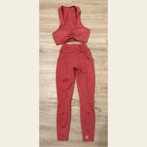 Bombshell Set! Cross listed on Mercari and Curtsy!